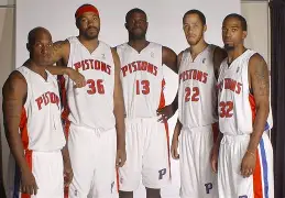 底特律活塞训练开放日，窗口期外线爆发引欢呼，欧联在即，医务组通报恢复的简单介绍-开云官方入口